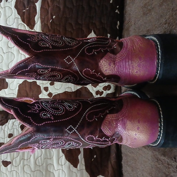 Ariat Pink and Brown Western Boots - Picture 8 of 13